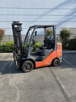Forklift 