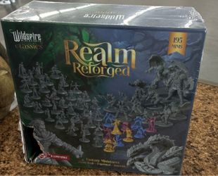 Wildspire Miniatures Classics Realm Reforged – 195 Fantasy Miniatures, 28mm Scale, Unprimed & Assemb