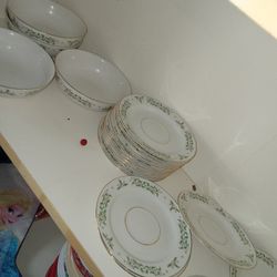 Christmas Gibson Dishes 