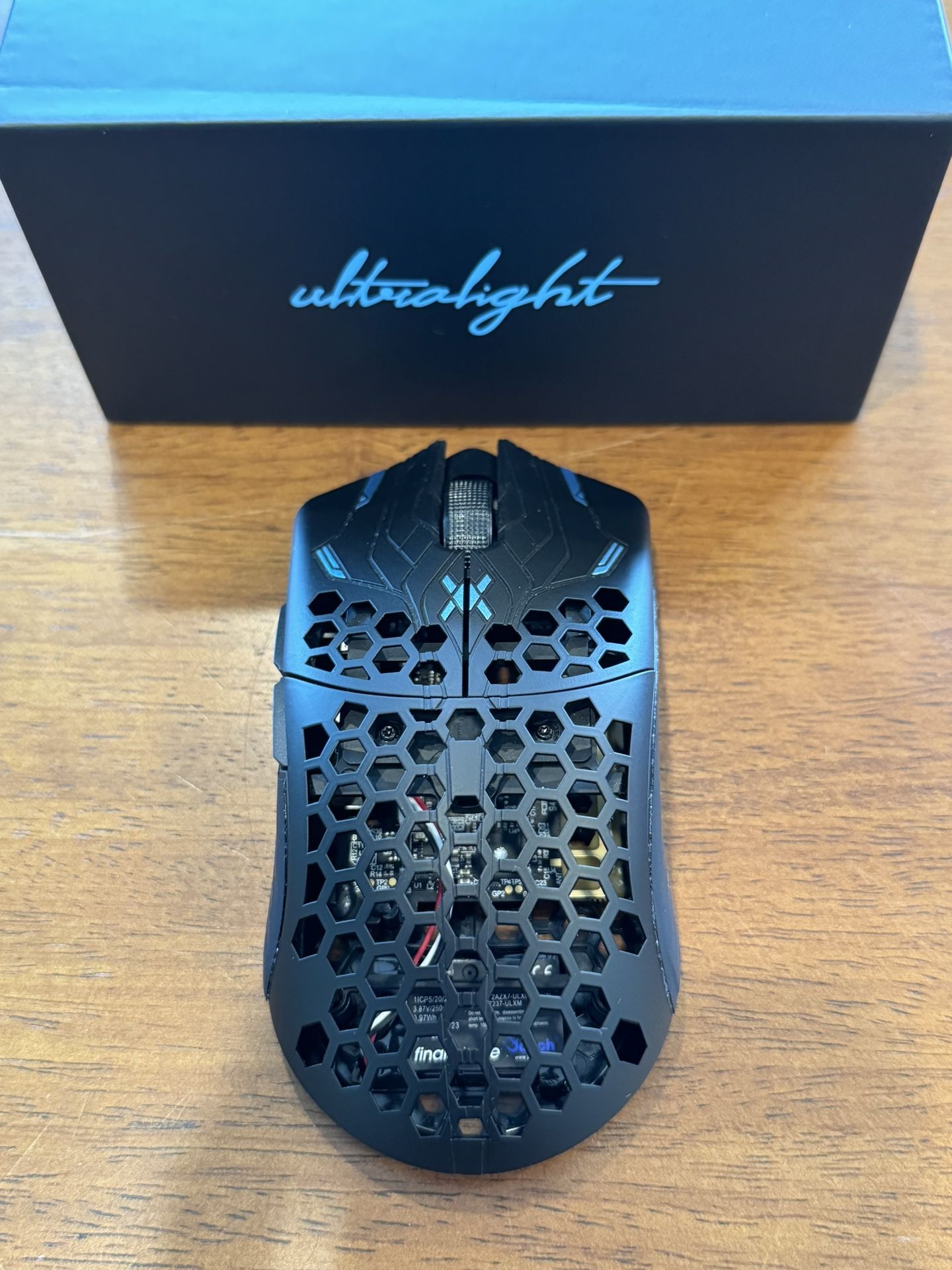 Finalmouse UltralightX Phantom Lion (M)