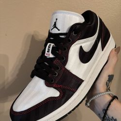 Wmns Air Jordan 1 Low SE Utility ‘White Black Red'