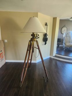 Rh Lamp