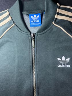 Adidas size medium new