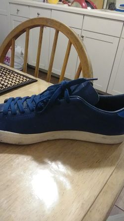 Tenis