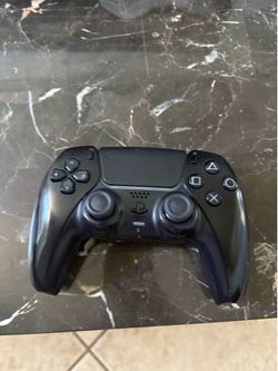 PlayStation 5 controller