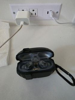 Beats Studio Buds+ Transparent – Excellent Condition