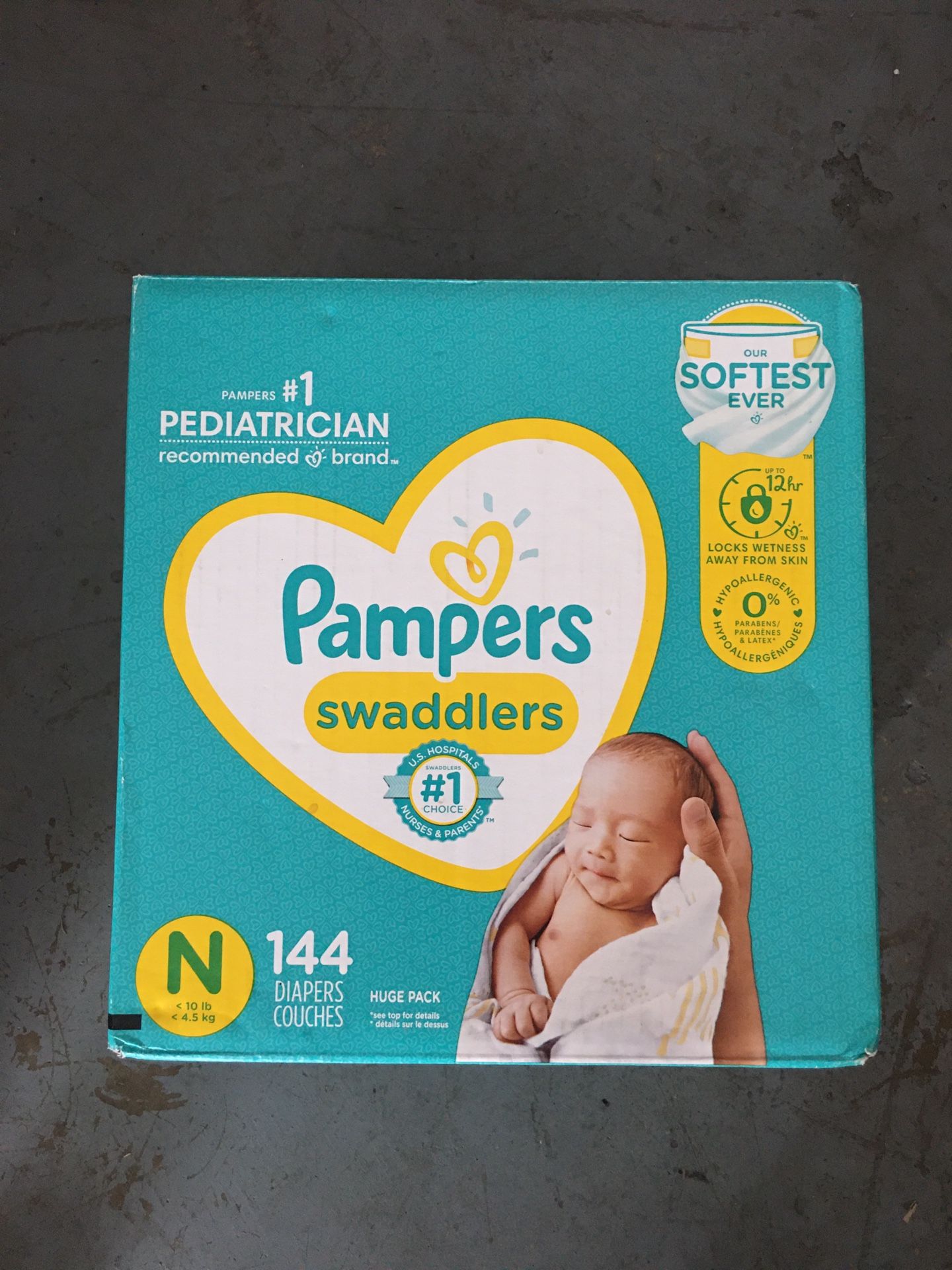 Pampers Swaddles Newborn 