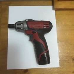 Milwaukee M12 12V Lithium-Ion Cordless 1/4 in. Hex Screwdriver  with battery