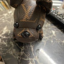 Lv Dog Keychain 