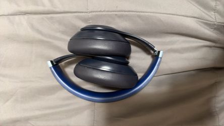 Navy Beats Studio pro