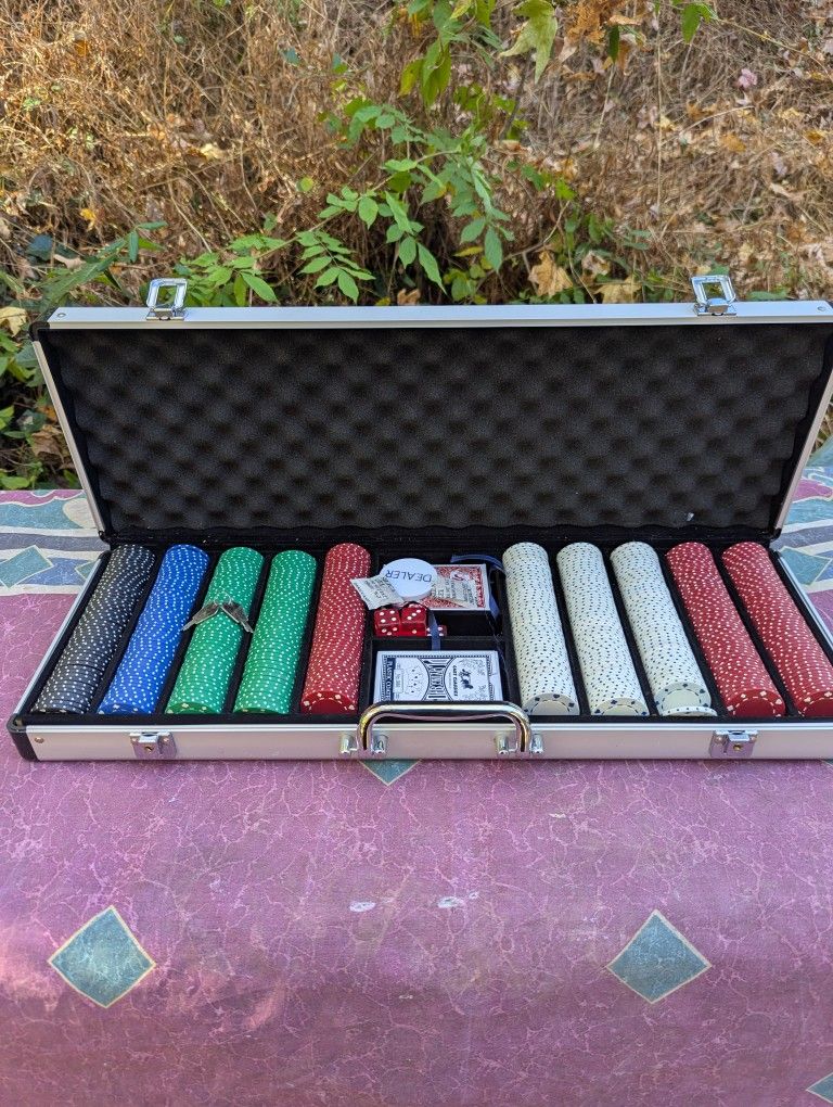 500 Chip Poker Game Set