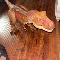 Big Dinosaur