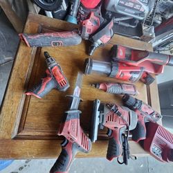 Milwaukee  Tool Good Condición 