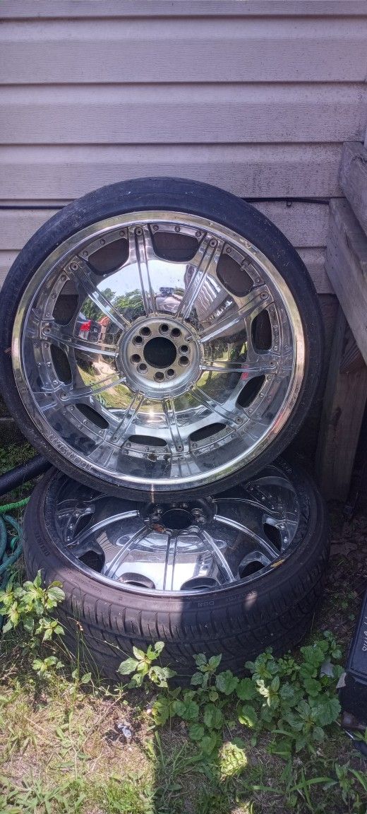 Trade 5 Lug Universal Rims