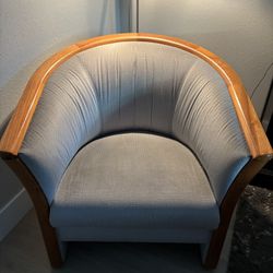 Contemporary Wood/Fabric Barrel Chair