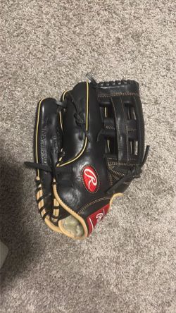 baseball glove