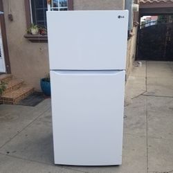 LG Refrigerator 20cu Ft 30x33x66🚨👍3 MONTHS WARRANTY 