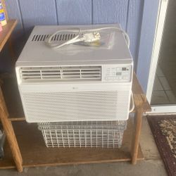 LG 10,000 BTU AC Unit 