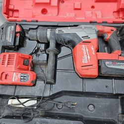 M18 Rotary Hammer