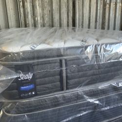 Brand New Pillow Top King Size  Sealy Mattress And Box