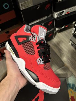 Toro Bravo 4 Size 9.5