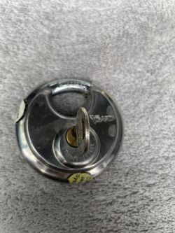 Lock For Storage Unit Dis Disk Vguard similar U-HAUL, Storamerica, Dollar, Pods