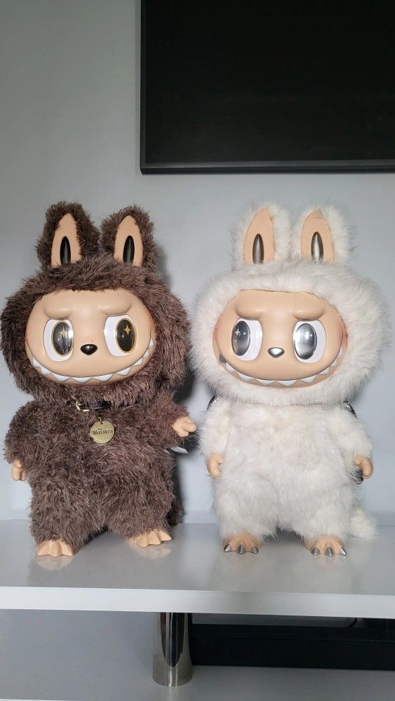 Extra Large Labubu