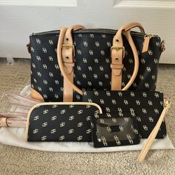 Brand New Dooney And Bourke Purse Set Domed Satchel Authentic
