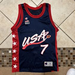 VTG David Robinson #7 Champion 