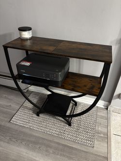 Entry / Side Table 