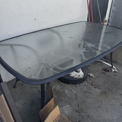 FREE outdoor glass table