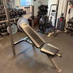 Adjustable Weight Bench