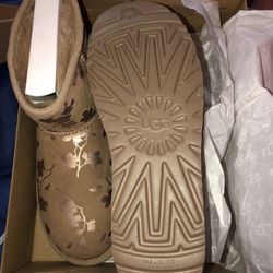 Size 8 Uggs