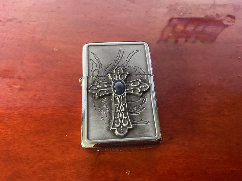 CrossEdge Celtic style Zippo Lighter