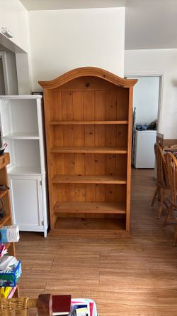 Bookshelf