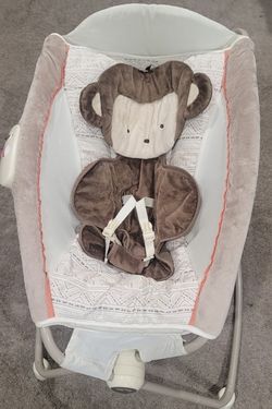 Fisher-Price   Vibrating Baby Bouncer