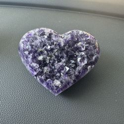 Heart Shaped Amethyst Paperweight 