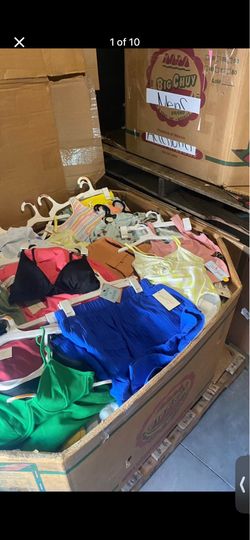 400 pieces brand new with tag target clothes, mixed women, baby children, kids men resale pallet