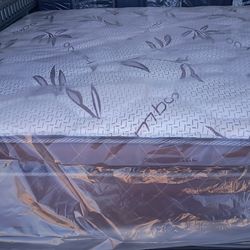 Brand new queen size pillowtop mattress and box spring free delivery depends on location