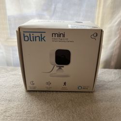 Blink Mini Indoor Plug-In Live HD Smart Security Camera New