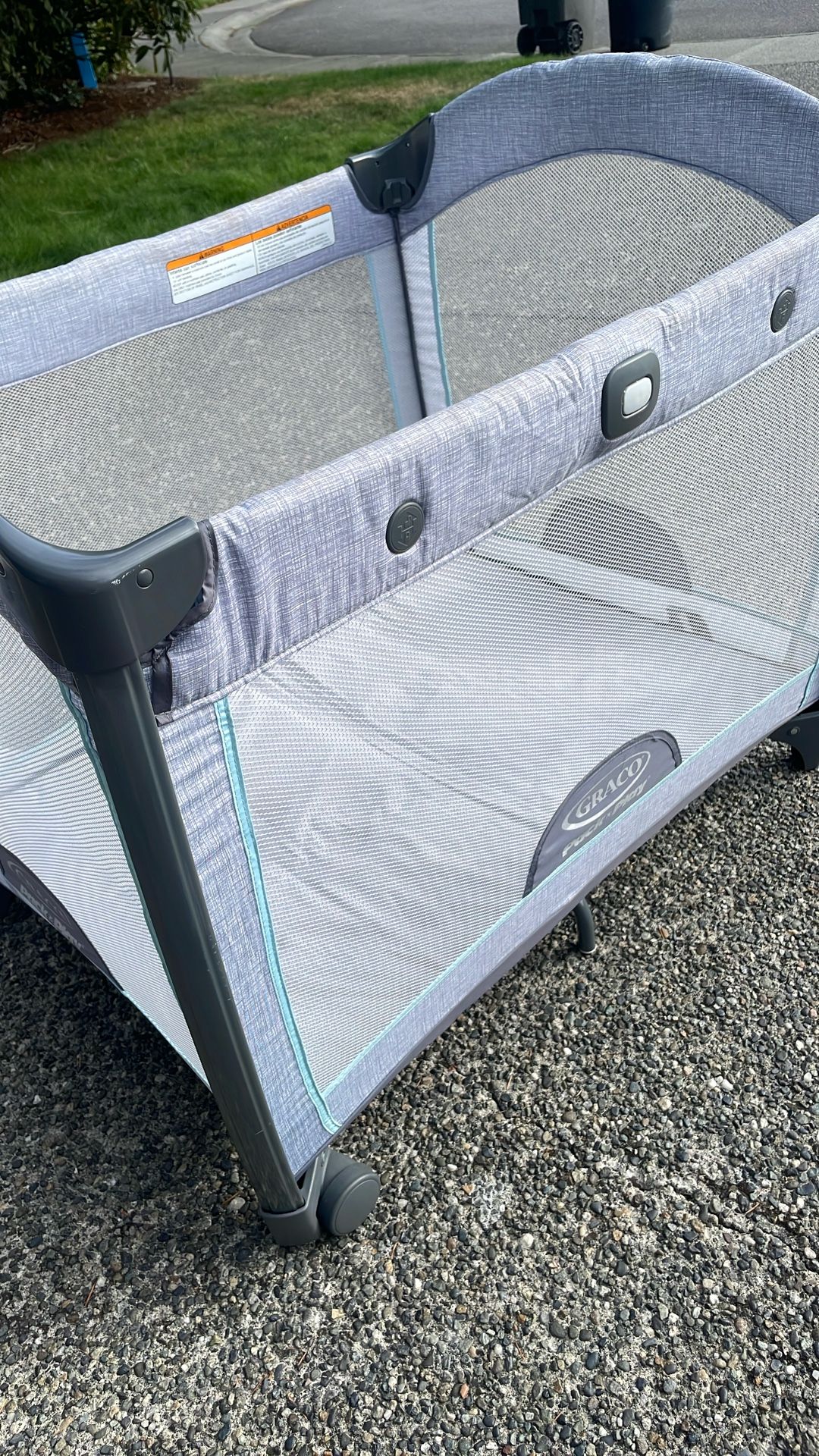 Awesome Condition Graco pack N play