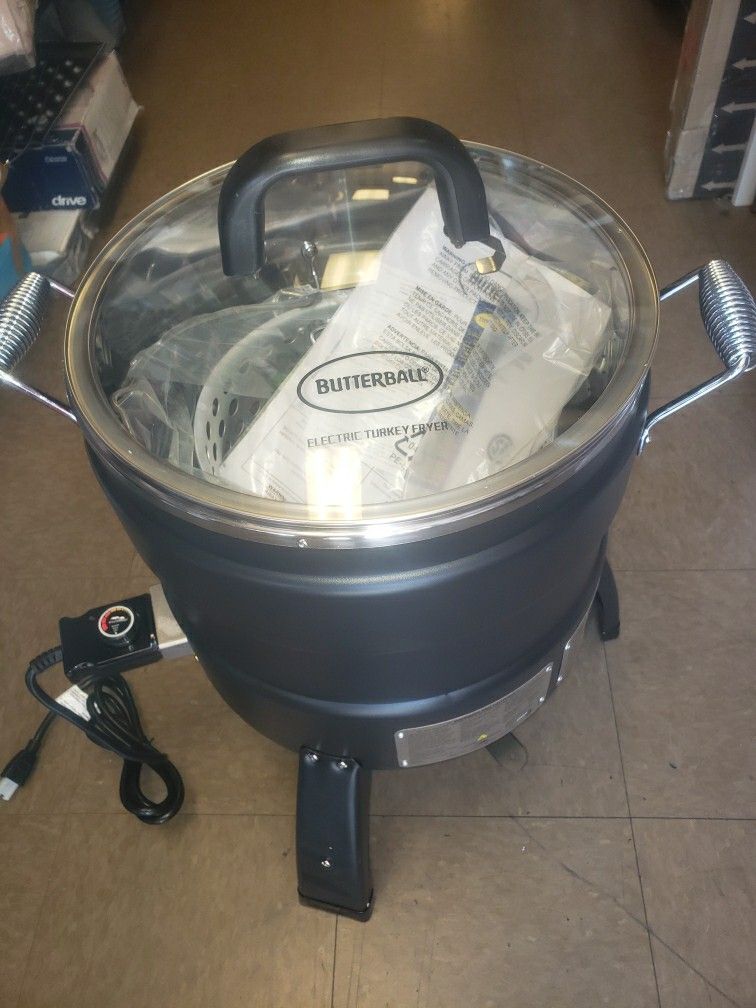 Butterball OilFree Electric Turkey Roaster by Masterbuilt for Sale in