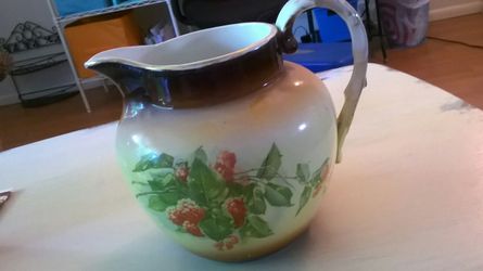 "Stinthal " Pitcher