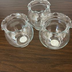 Lot Of Three Indiana Glass Ivy Bowls Ruffle Top Glass 5 1/4 Inch Floral Vase, Candles Holiday