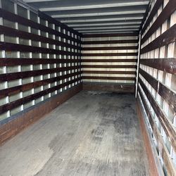 23 foot shipping container / Cargo box
