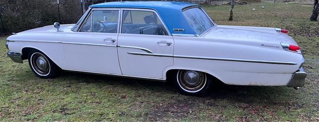 1962 Mercury Monterey 4door Sedan