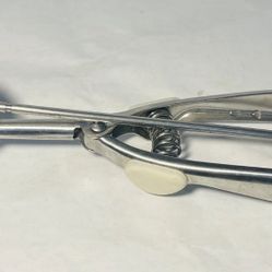 Nordic Ware Small Cookie Melon Ice Cream Scoop Hand Squeeze Stainless Steel