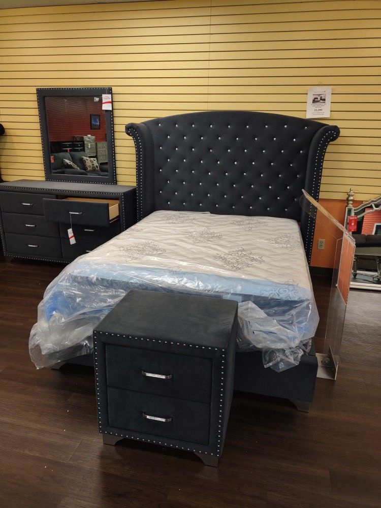 GREY VELVET BEDROOM SET