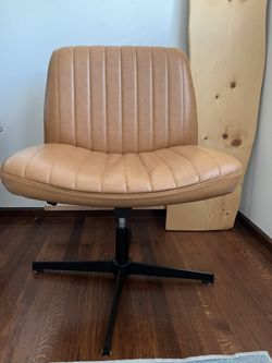 2 Cross-legged Chairs