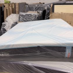 KING MATTRESS TEMPURPEDIC LUXEBREEZE FIRM 2.0 ✅ Finance Available 🤩